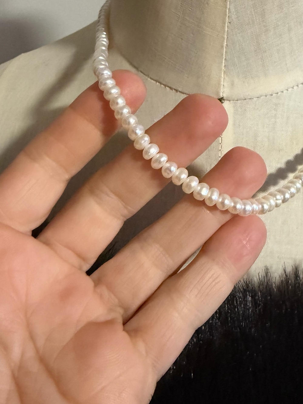 Freshwater pearl vintage necklace 18 inches 10k clasp